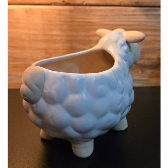 Pretty Sheep Planter - Picture 4 of 5